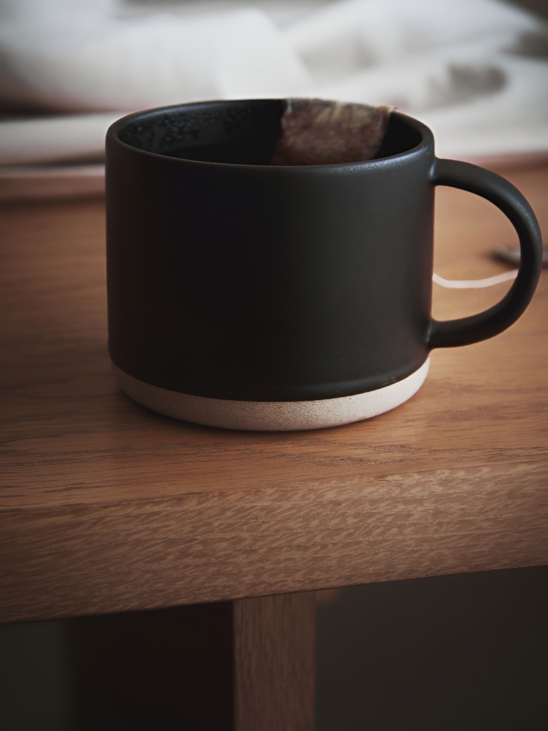 

H&M Black Reactive-Glaze Stoneware Mug