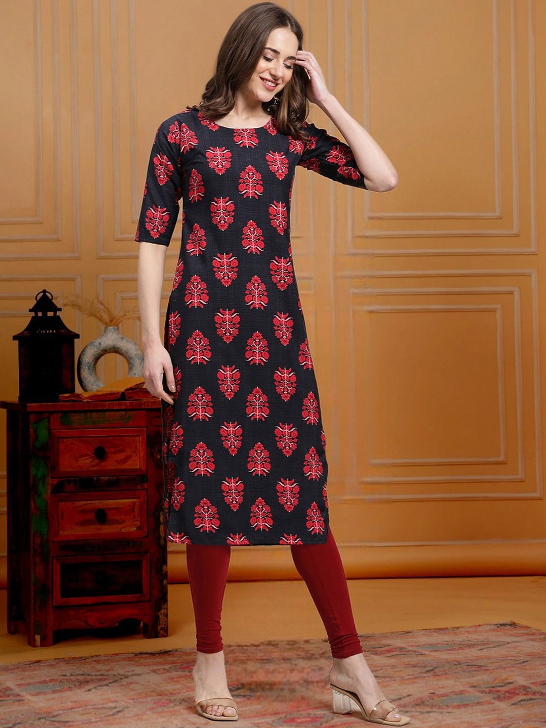 

7Threads Floral Printed Crepe Straight Kurta, Blue