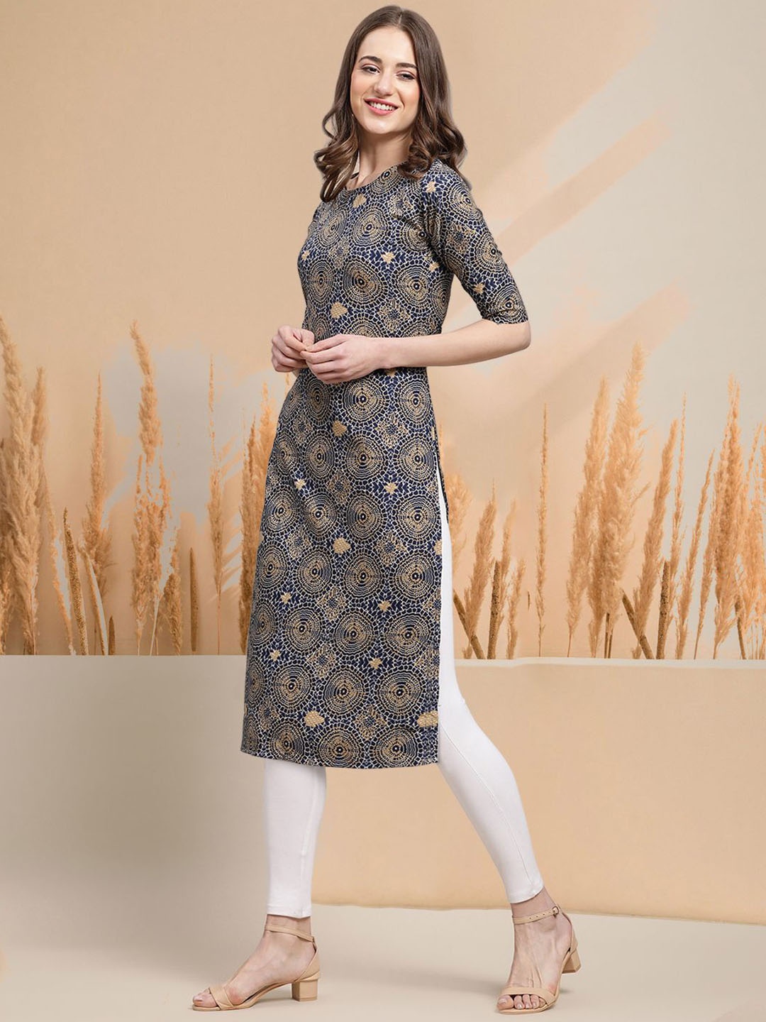 

7Threads Geometric Printed Round Neck Crepe Straight Kurta, Navy blue