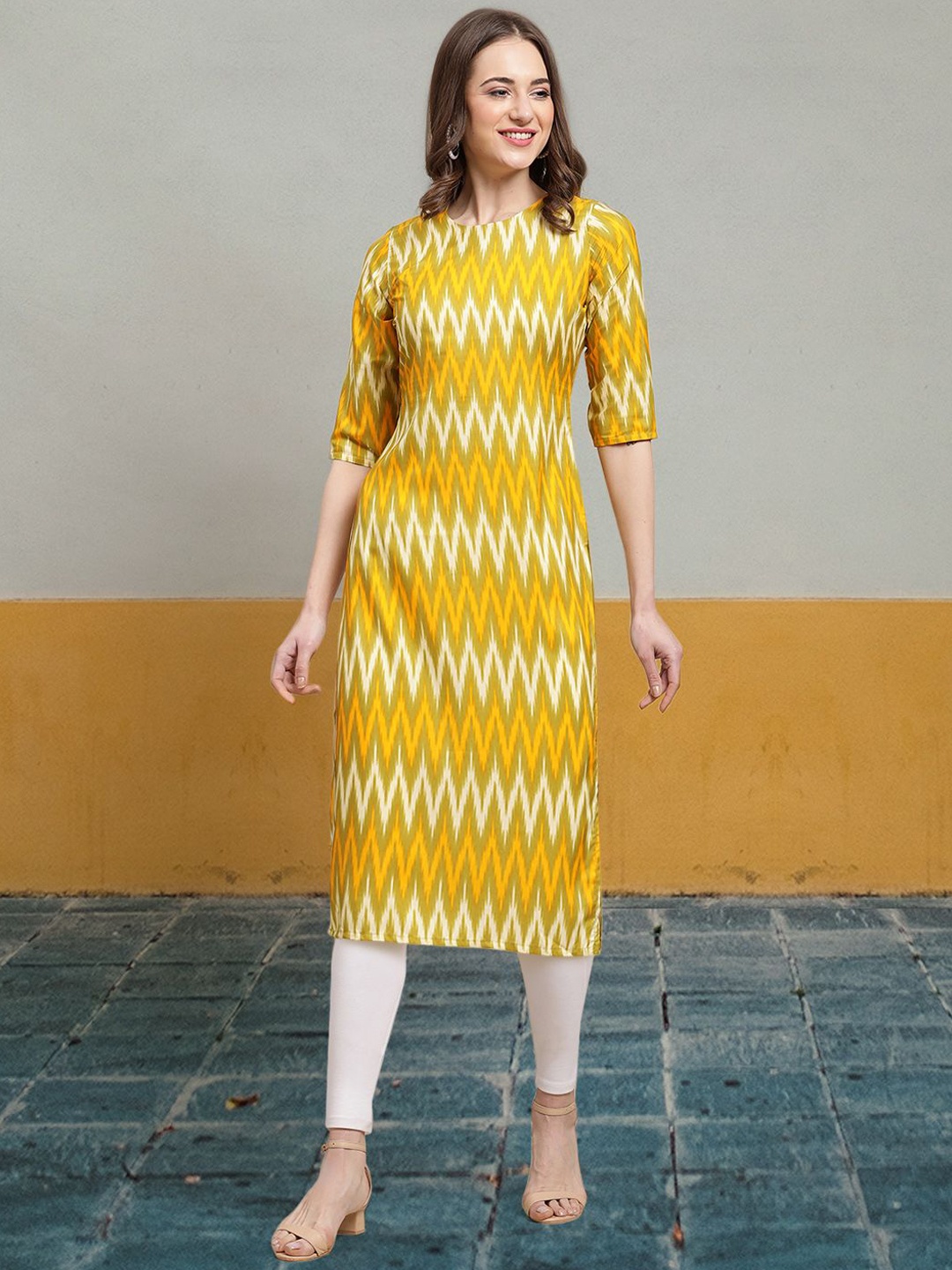 

7Threads Geometric Printed Round Neck Crepe Straight Kurta, Yellow