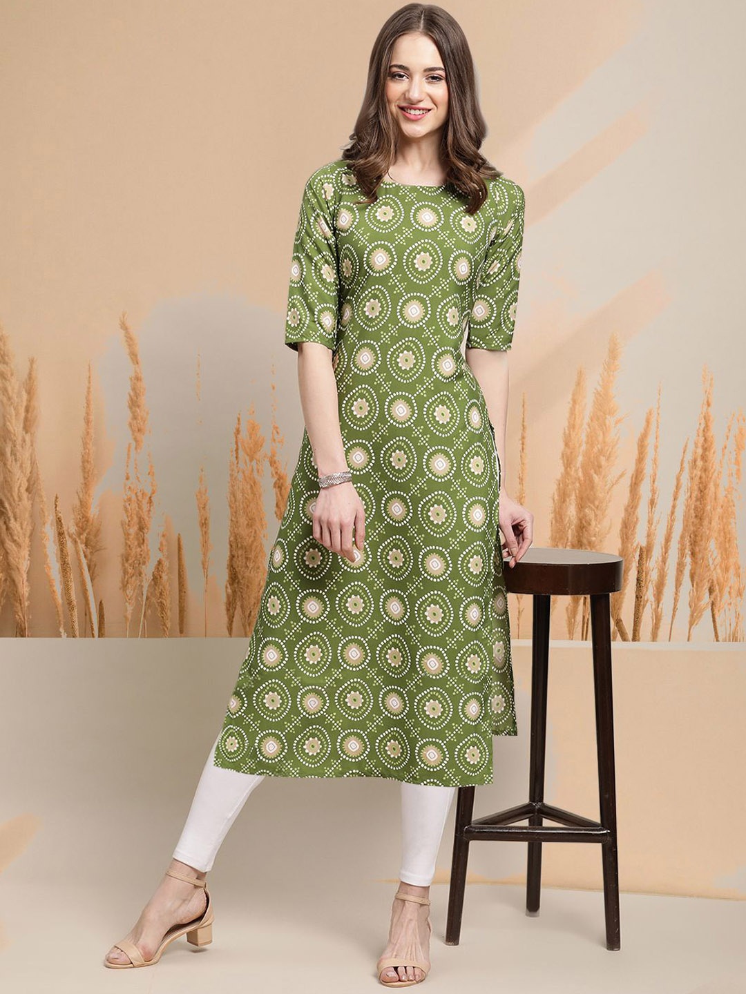

7Threads Ethnic Motifs Printed Round Neck Crepe Straight Kurta, Green
