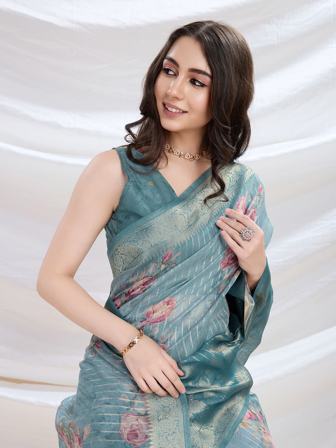 

Ishin Woven Design Zari Saree, Teal