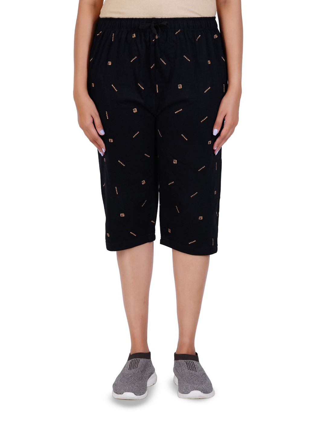 

GUIDE Women Cotton Printed Capris, Black