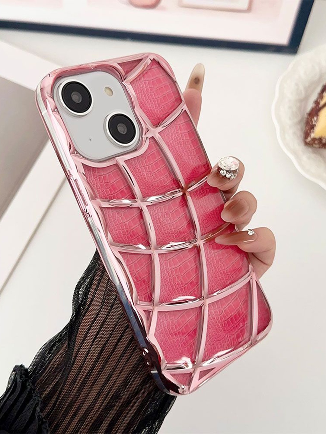 

Luxury Kase Geometric LK143 Electroplated Unique Design iPhone 15 Plus Back Case, Rose gold