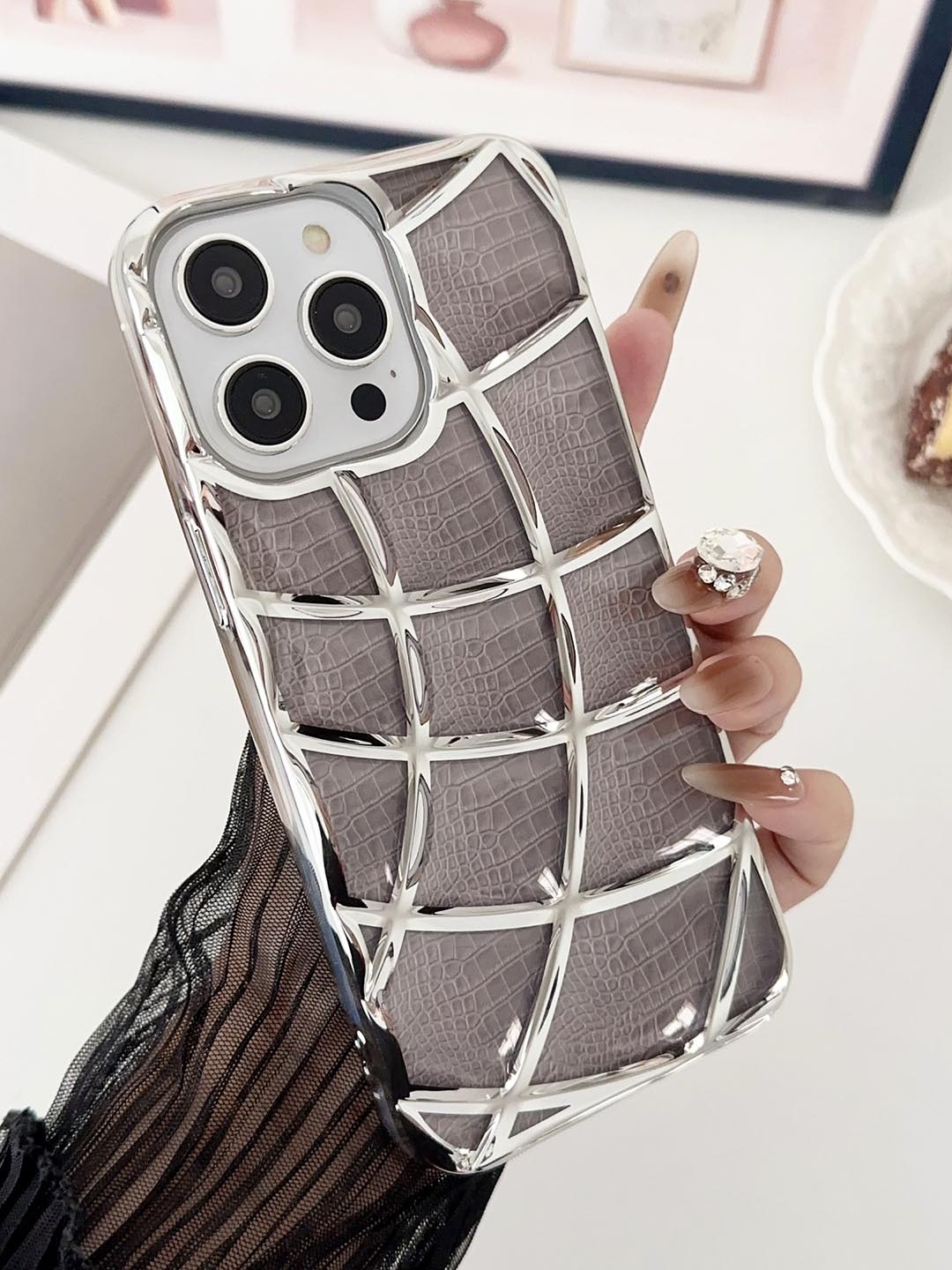 

Luxury Kase LK143 Electroplated iPhone 14 Pro Max Back Case, Silver