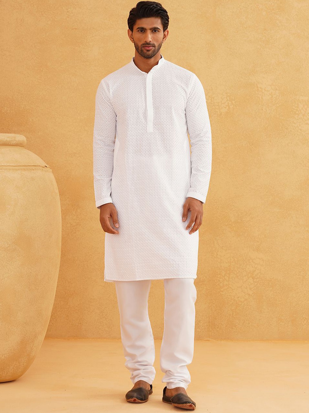 

SOJANYA Geometric Embroidered Regular Pure Cotton Straight Kurta With Churidar, White