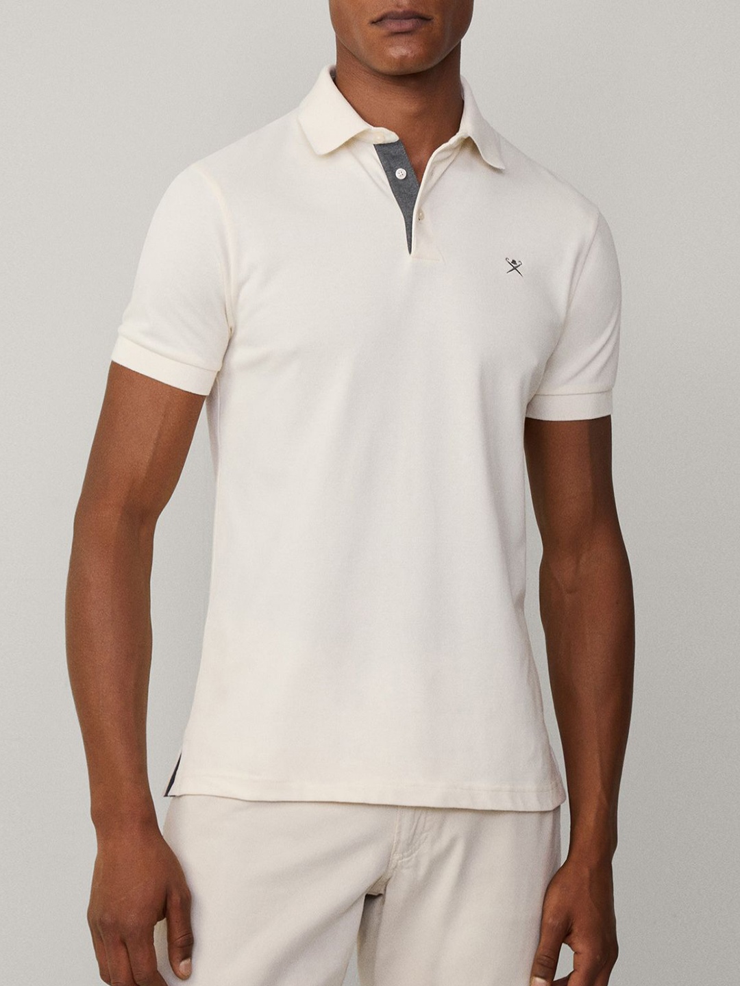 

HACKETT LONDON Men Solid Polo Collar Cotton T-shirt, Cream