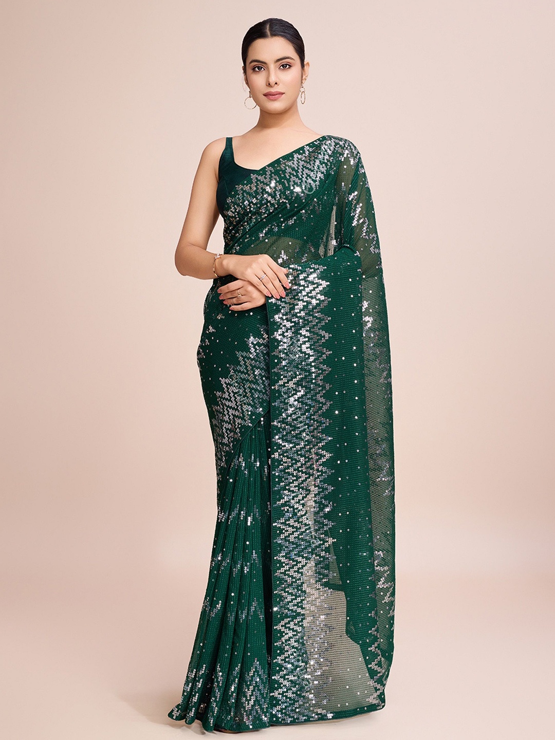 

FashionsEye Embellished Sequinned Saree, Green