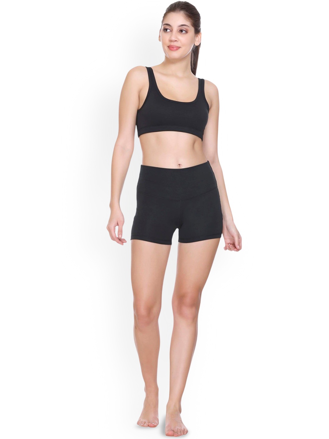 

YAMAYOGA Women Slim Fit High-Rise Yoga Hot Pants Shorts, Black