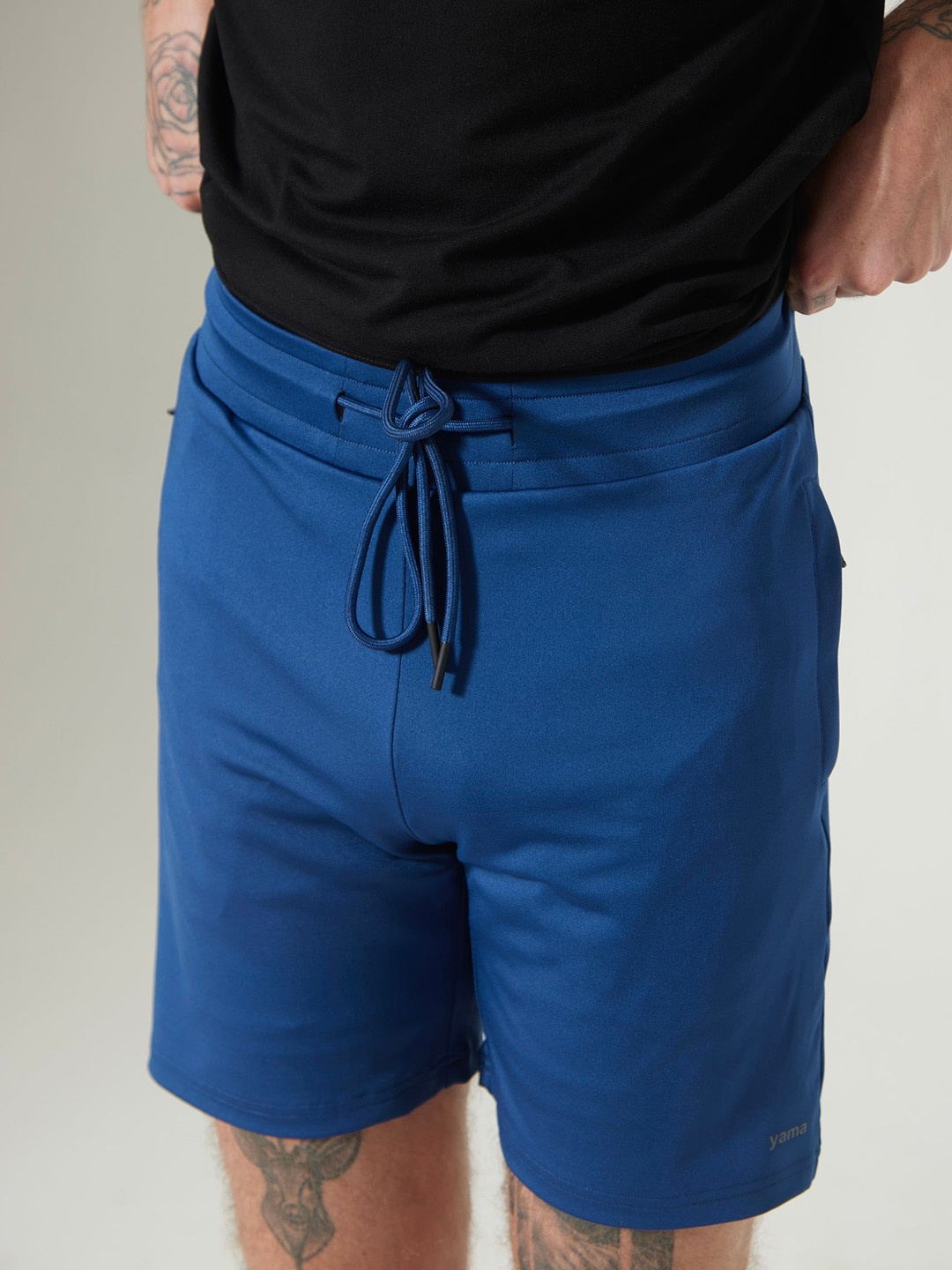

YAMAYOGA Men High-Rise Yoga Shorts, Navy blue