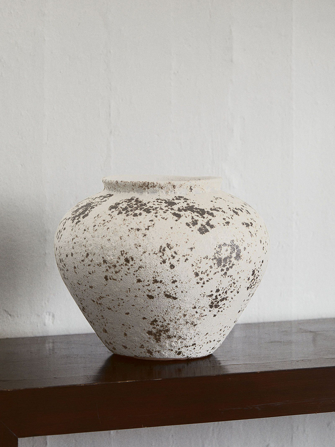 

H&M Beige Terracotta Vase