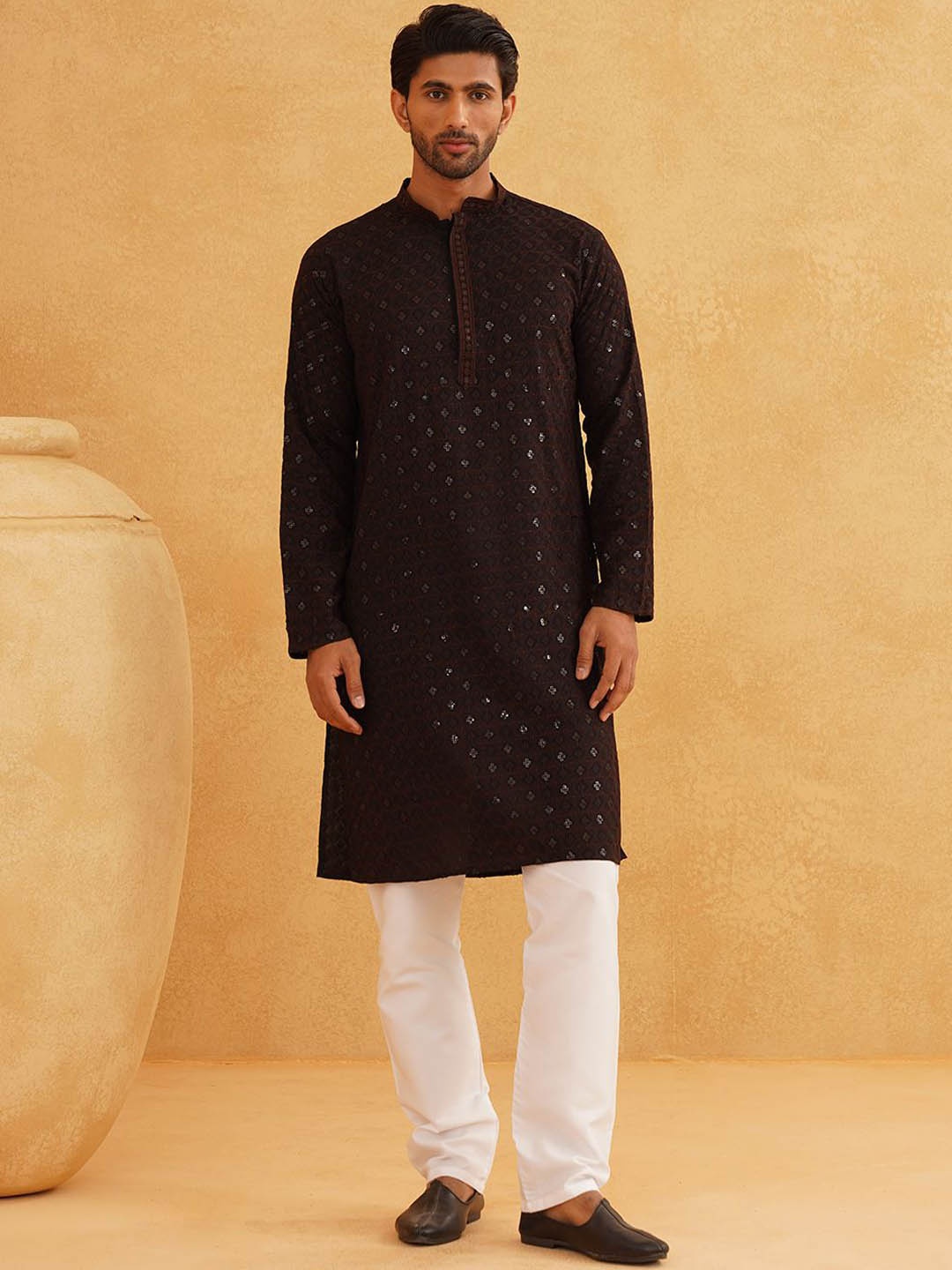 

SOJANYA Geometric Embroidered Mandarin Collar Sequinned Pure Cotton Kurta With Churidar, Coffee brown