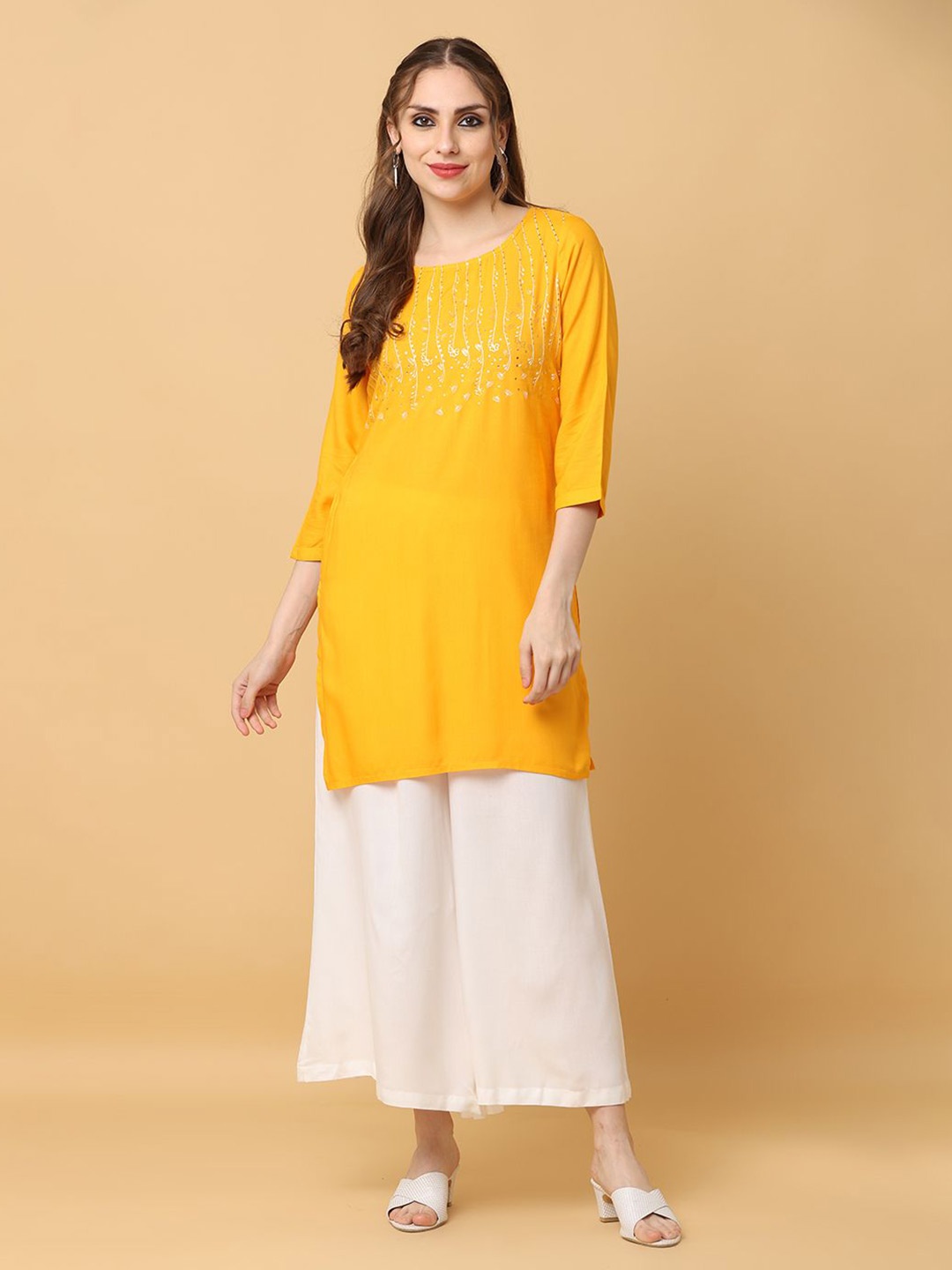 

KALINI Floral Printed Pure Cotton Kurti, Yellow