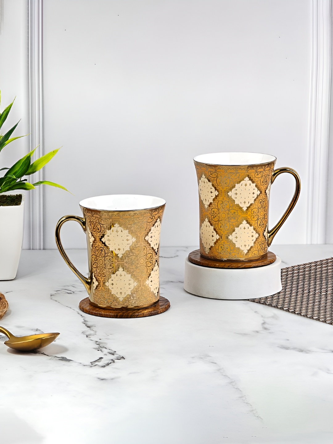 

UPC Gold-Toned & Cream-Coloured 2 Pcs Floral Printed Ceramic Glossy Cups 280 ml each