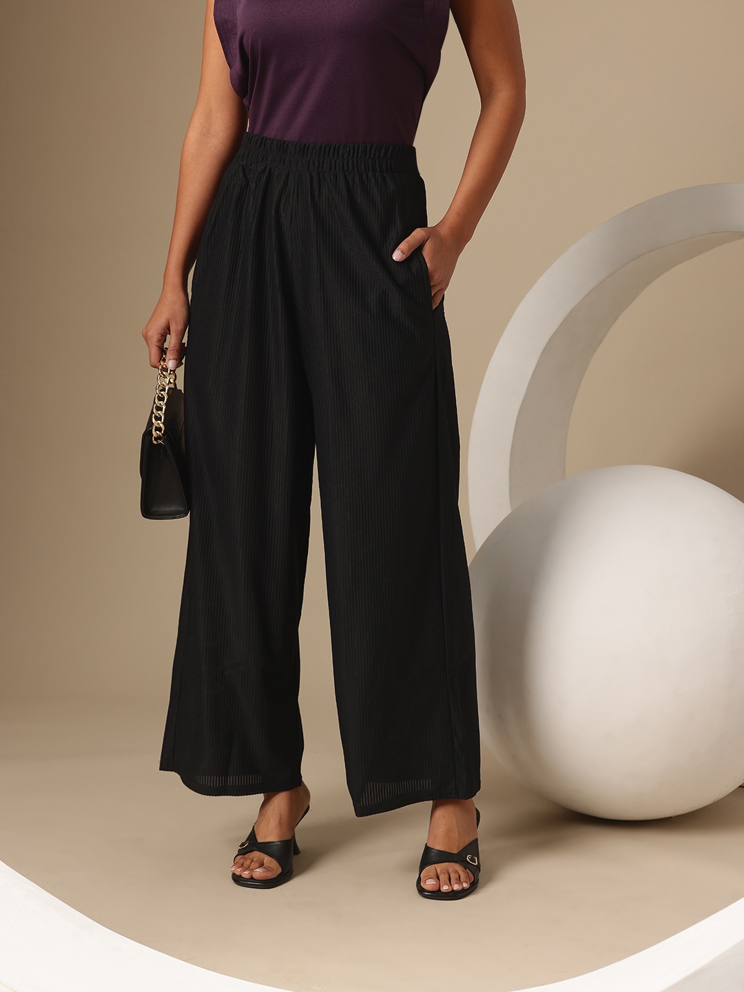 

Chemistry Women Classic Loose Fit High-Rise Easy Wash Pleated Trousers, Black