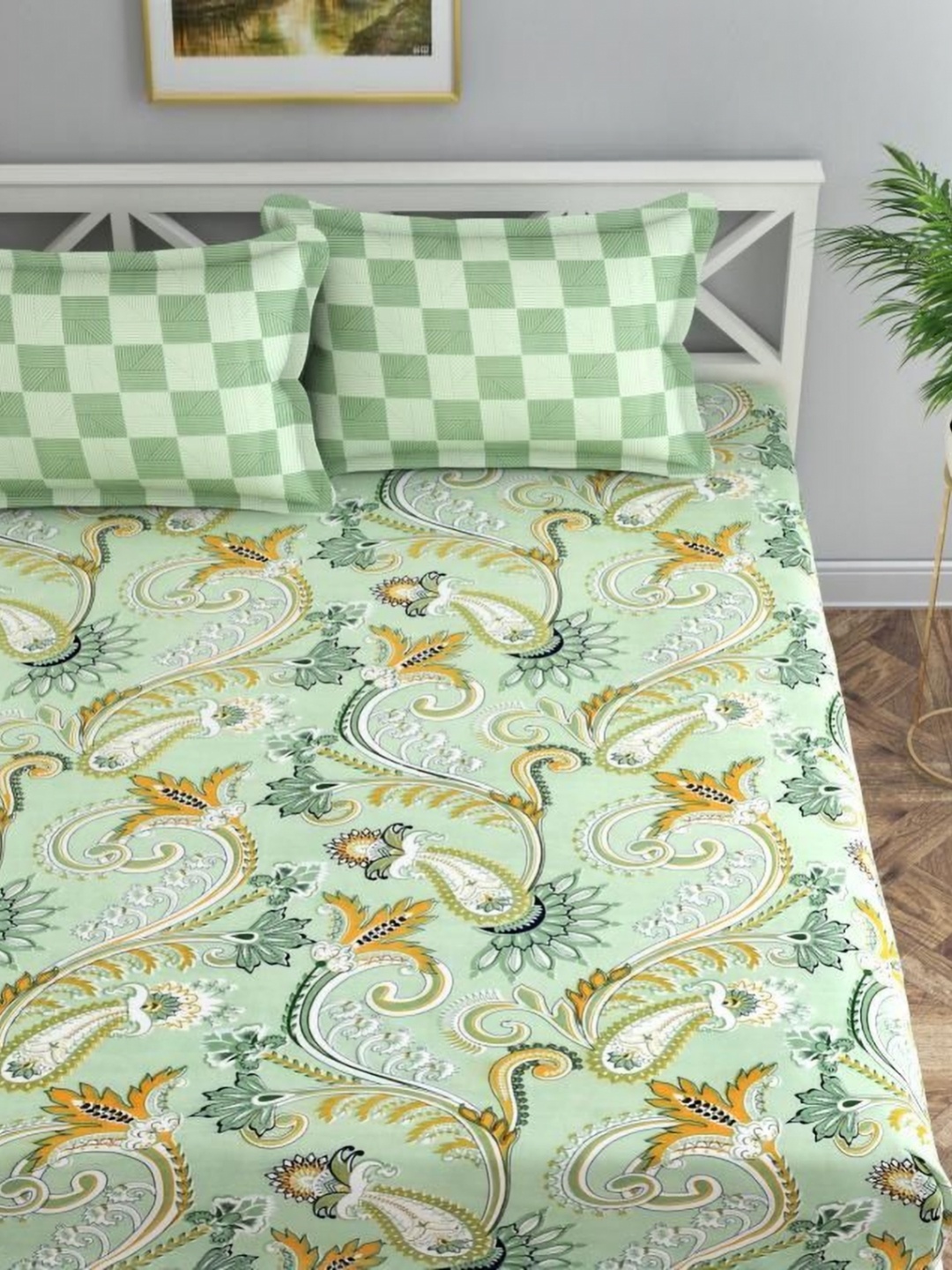 

Florida Green Floral Printed 200 TC Microfiber King Bedsheet Set 2.28 m x 2.45 m