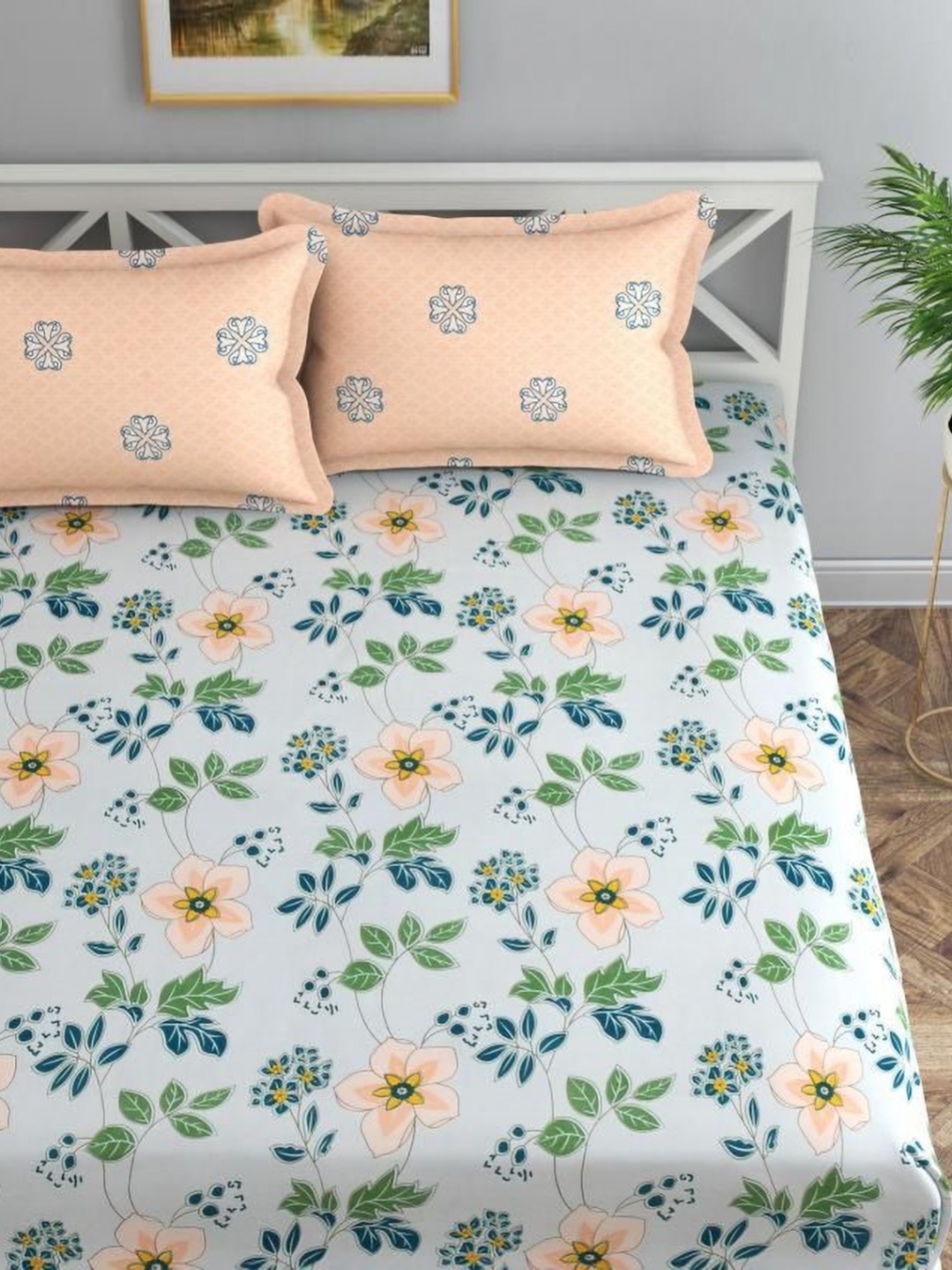 

Florida Orange Coloured Floral Printed 200TC Queen Microfiber Bedsheet Set 1.82 m x 1.98 m