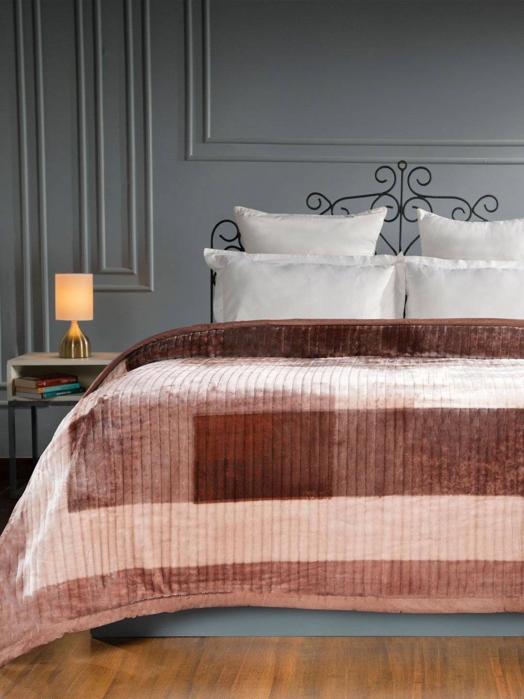 

MYTRIDENT Classic Tranquil Touch Brown & White Striped Double Bed Blanket