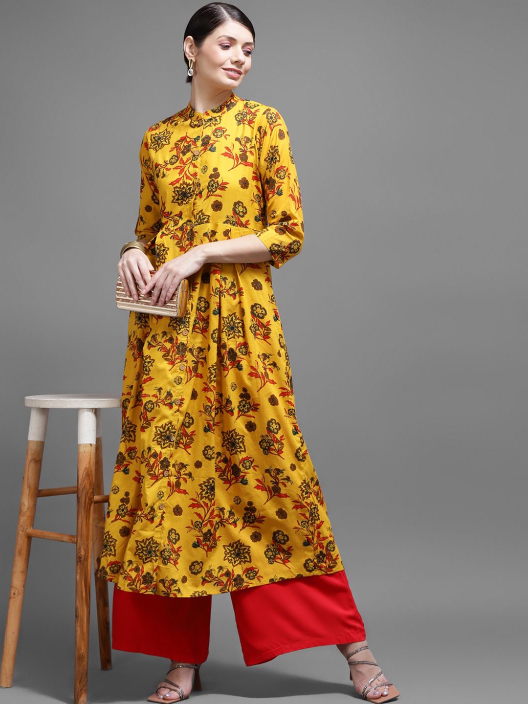 

AAYUMI Women Floral Printed Mandarin Collar Anarkali Kurta, Mustard