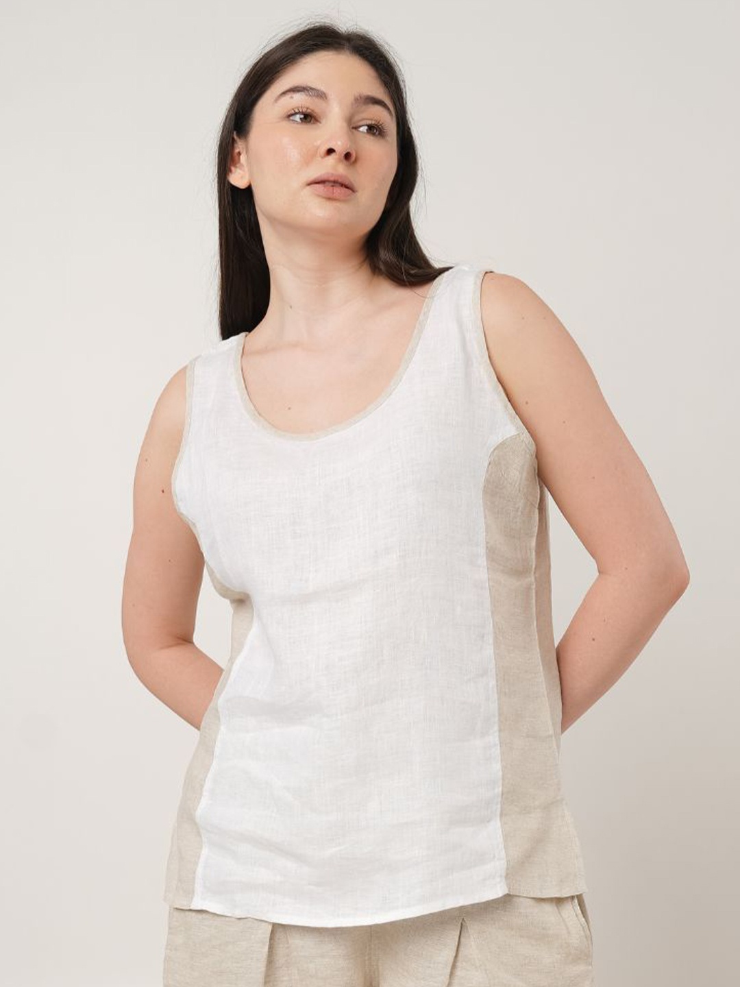 

Fabulous Women Colourblocked Pure Linen Top, White