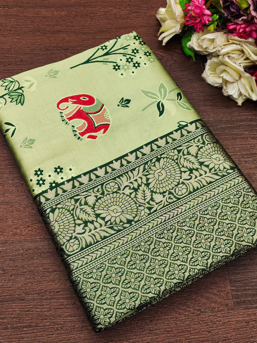 

Marziyaa Woven Design Banarasi Saree With Blouse Piece, Green