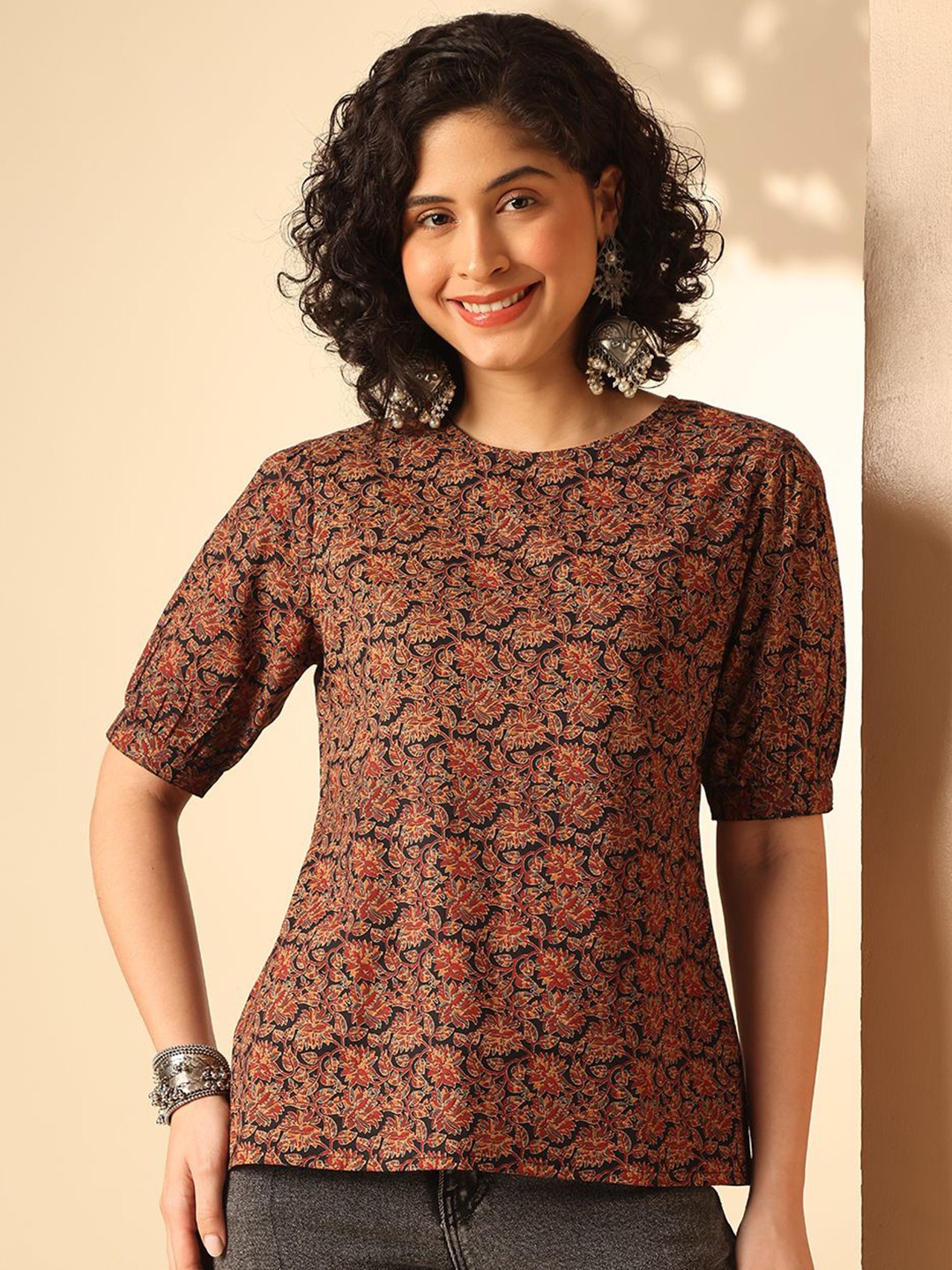 

Anouk Women Ethnic Printed Cuffed Sleeves Pure Cotton Top, Brown