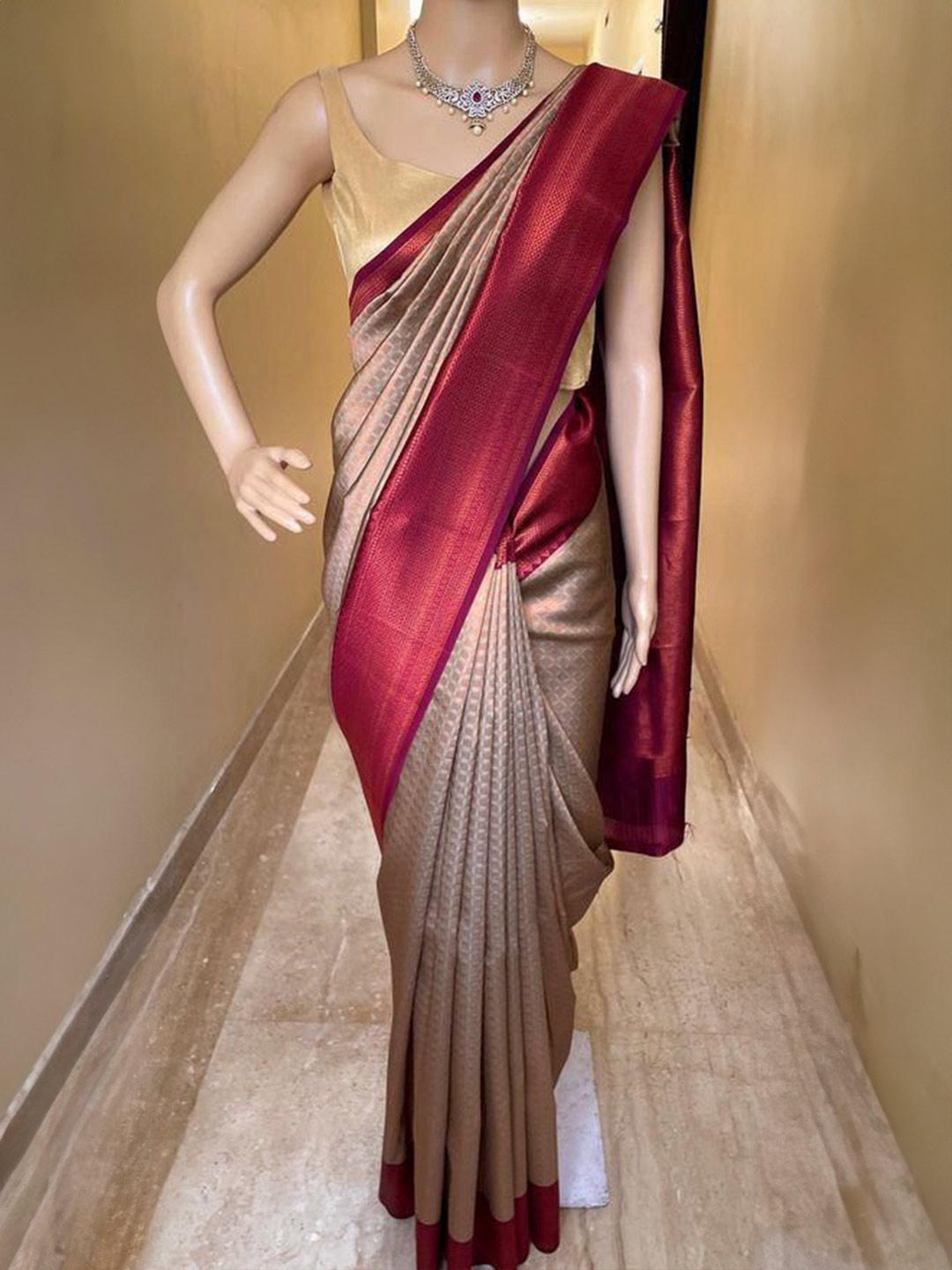 

Marziyaa Woven Design Zari Banarasi Saree, Cream