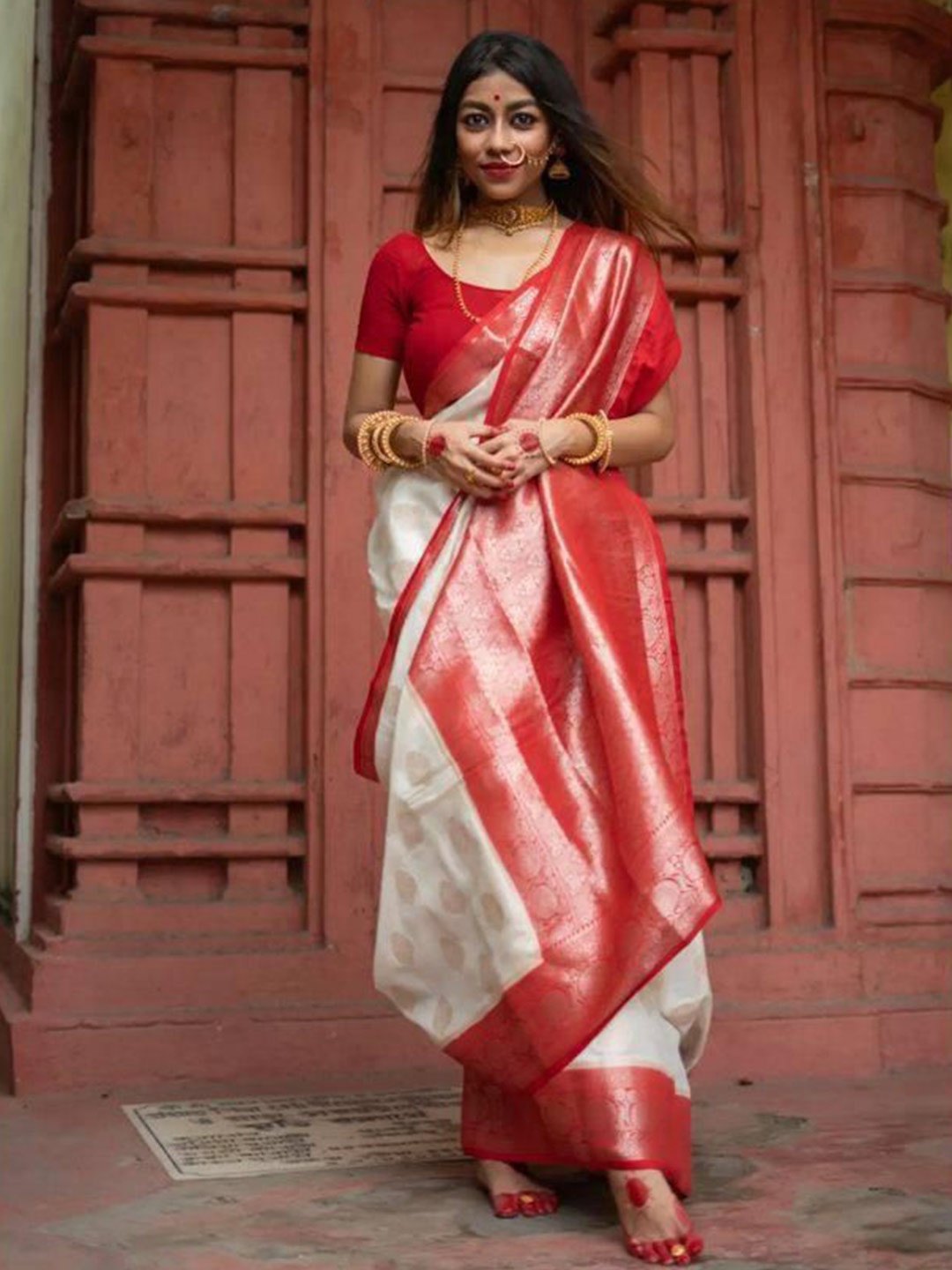 

Marziyaa Woven Design Zari Banarasi Saree, White