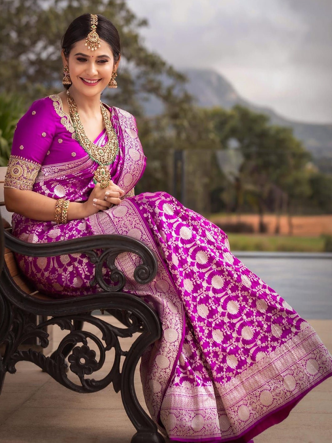 

Marziyaa Woven Design Zari Banarasi Saree, Pink