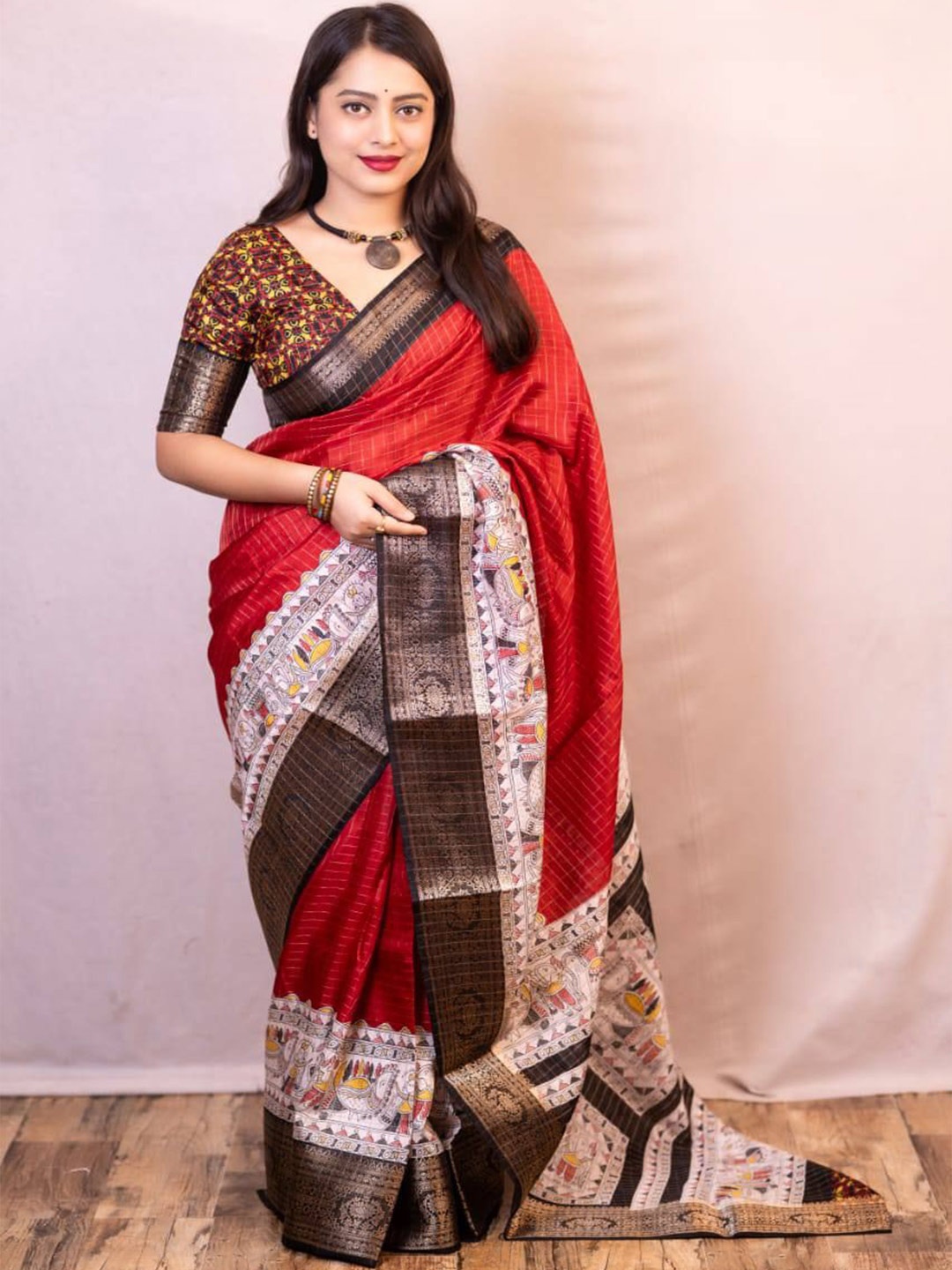 

Marziyaa Checked Zari Banarasi Saree, Red