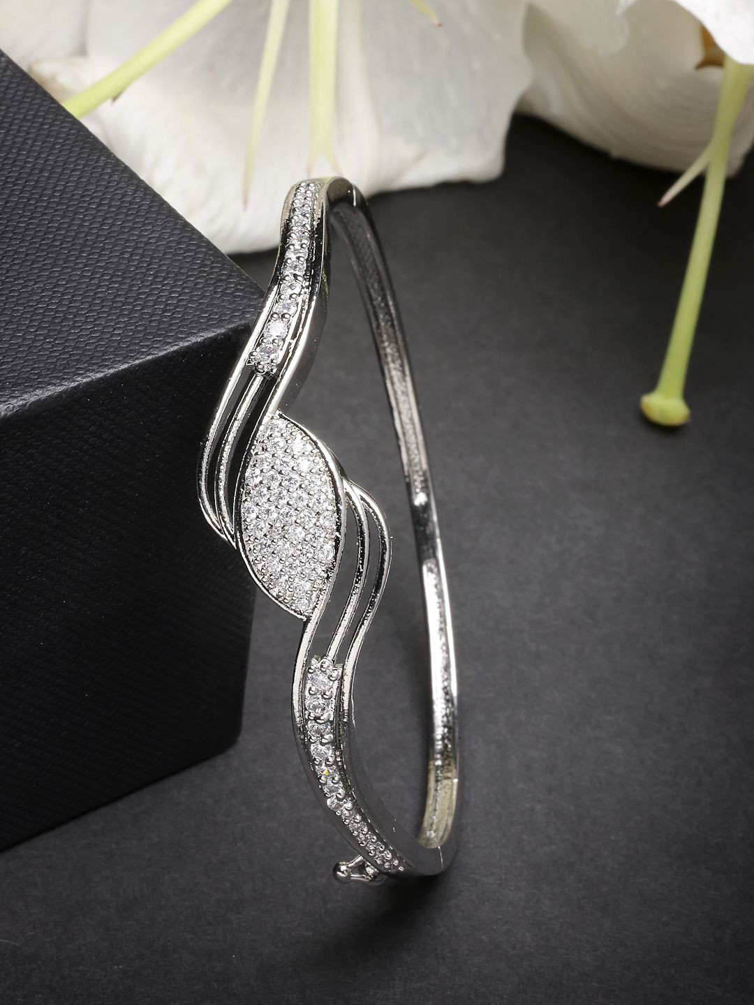 

ZENEME Rhodium Plated Silver Toned Slimmery Leaf Kada Bracelet, White