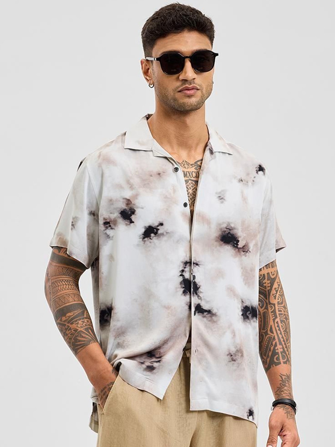 

Snitch Men Relaxed Boxy Fit Cuban Collar Abstract Printed Casual Shirt, Off white