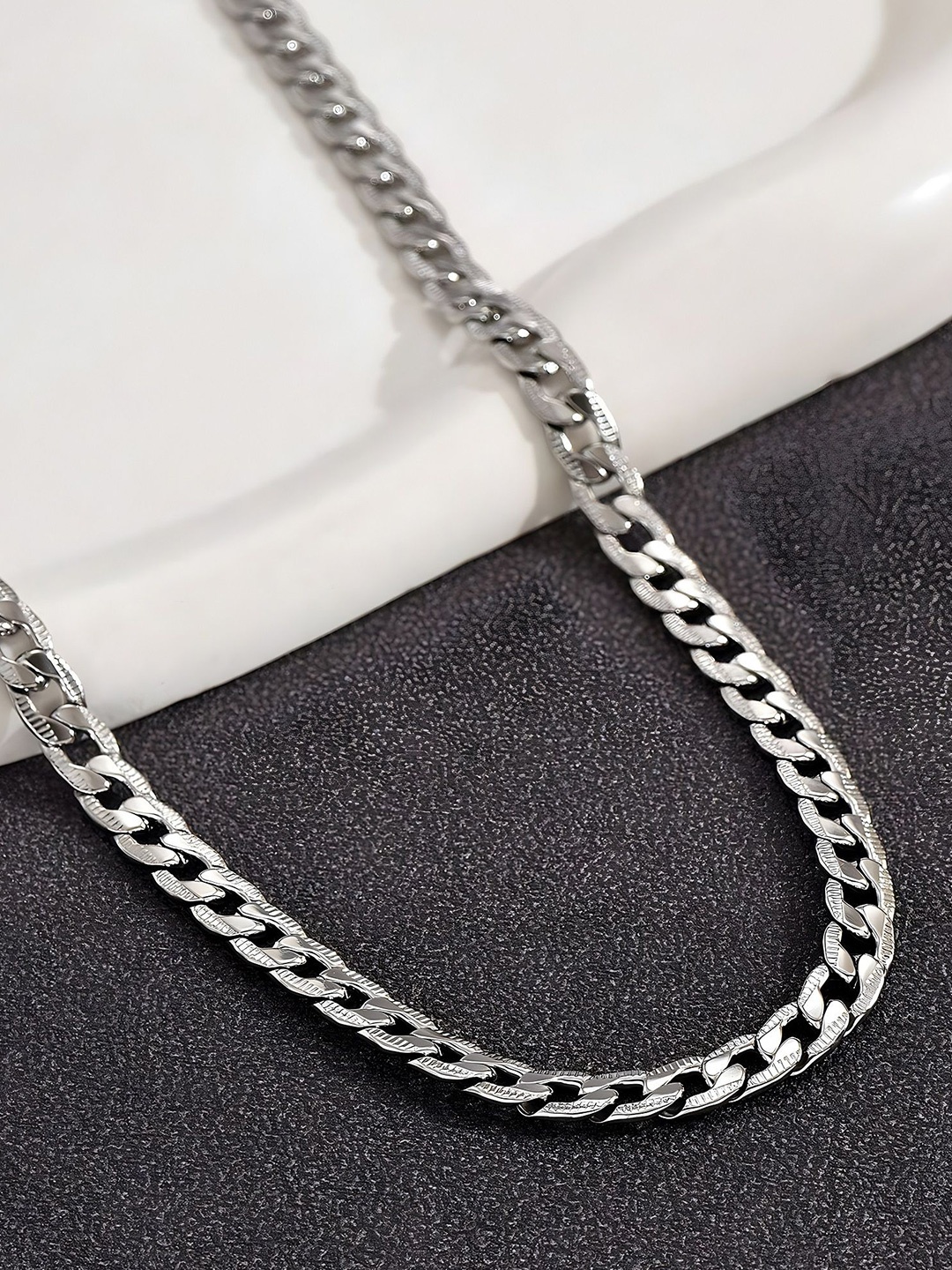 

Minprice Silver-Plated Link Chain