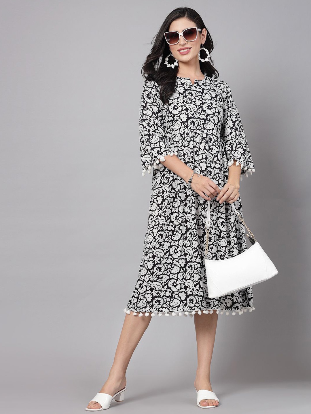 

kipek Women Keyhole Neck A-Line Dress, Black
