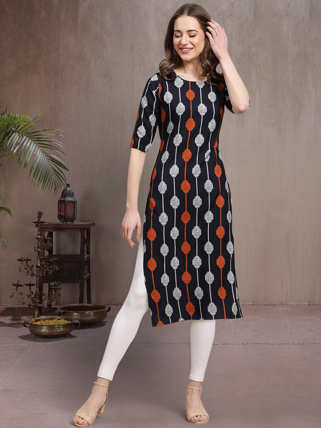 

7Threads Ethnic Motifs Printed Round Neck Crepe Straight Kurta, Black