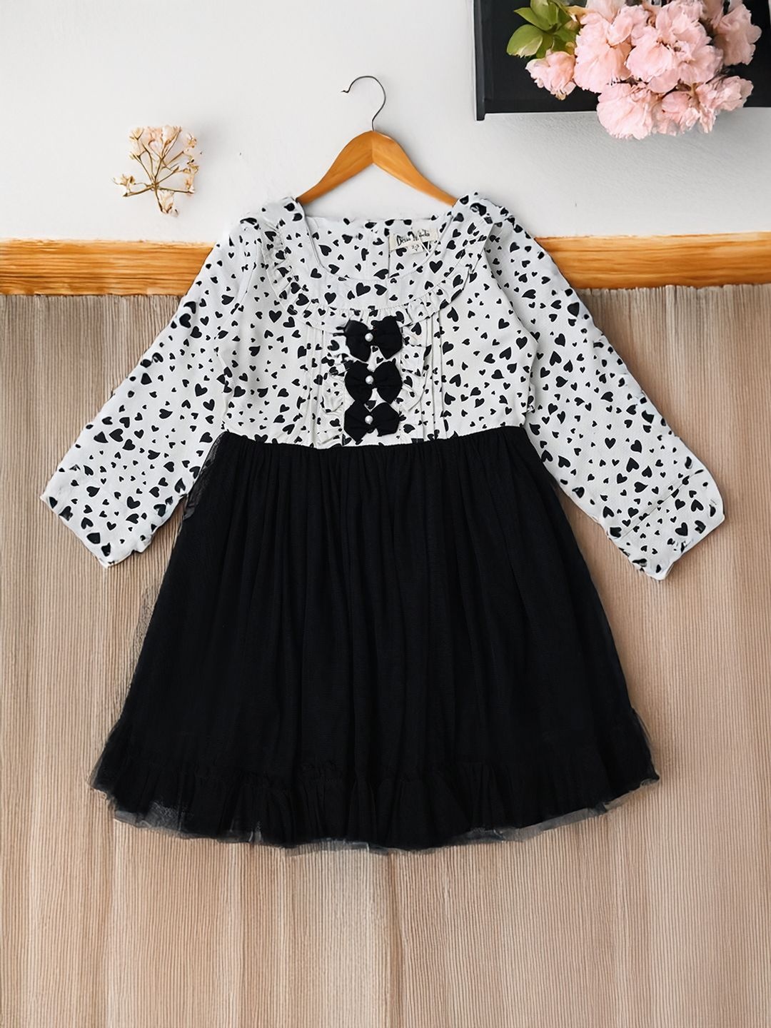 

Bella Moda Girls Conversational Printed Bow Detail Cotton Fit & Flare Dress, White