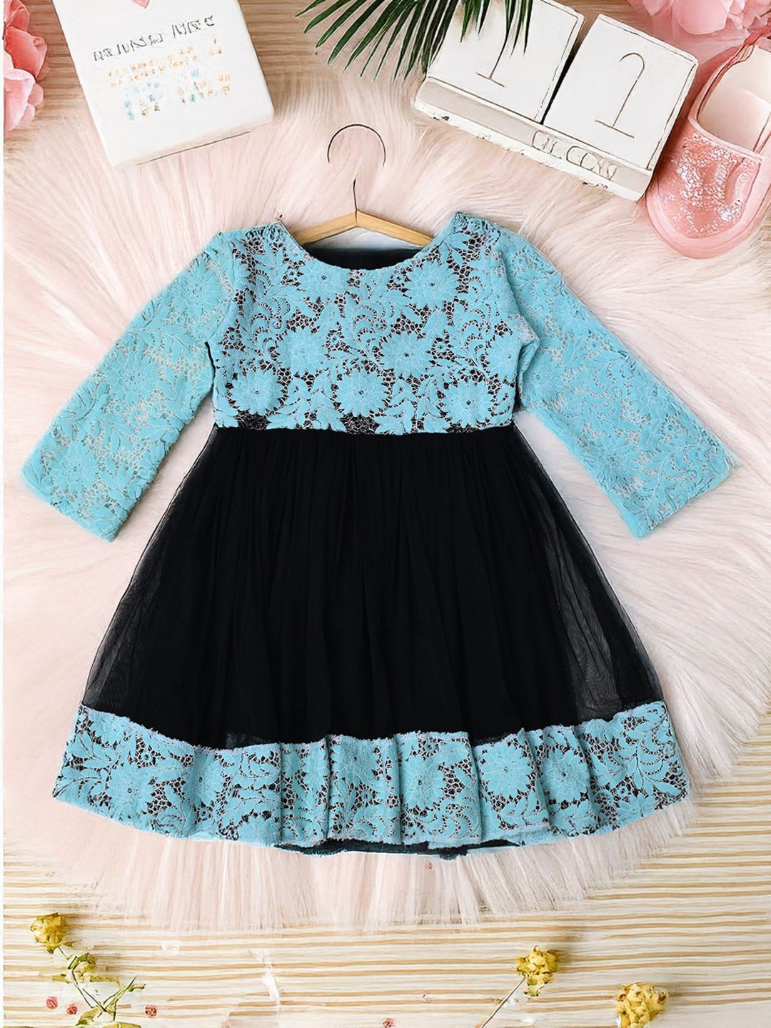 

Bella Moda Girls Self Design Fit & Flare Dress, Blue