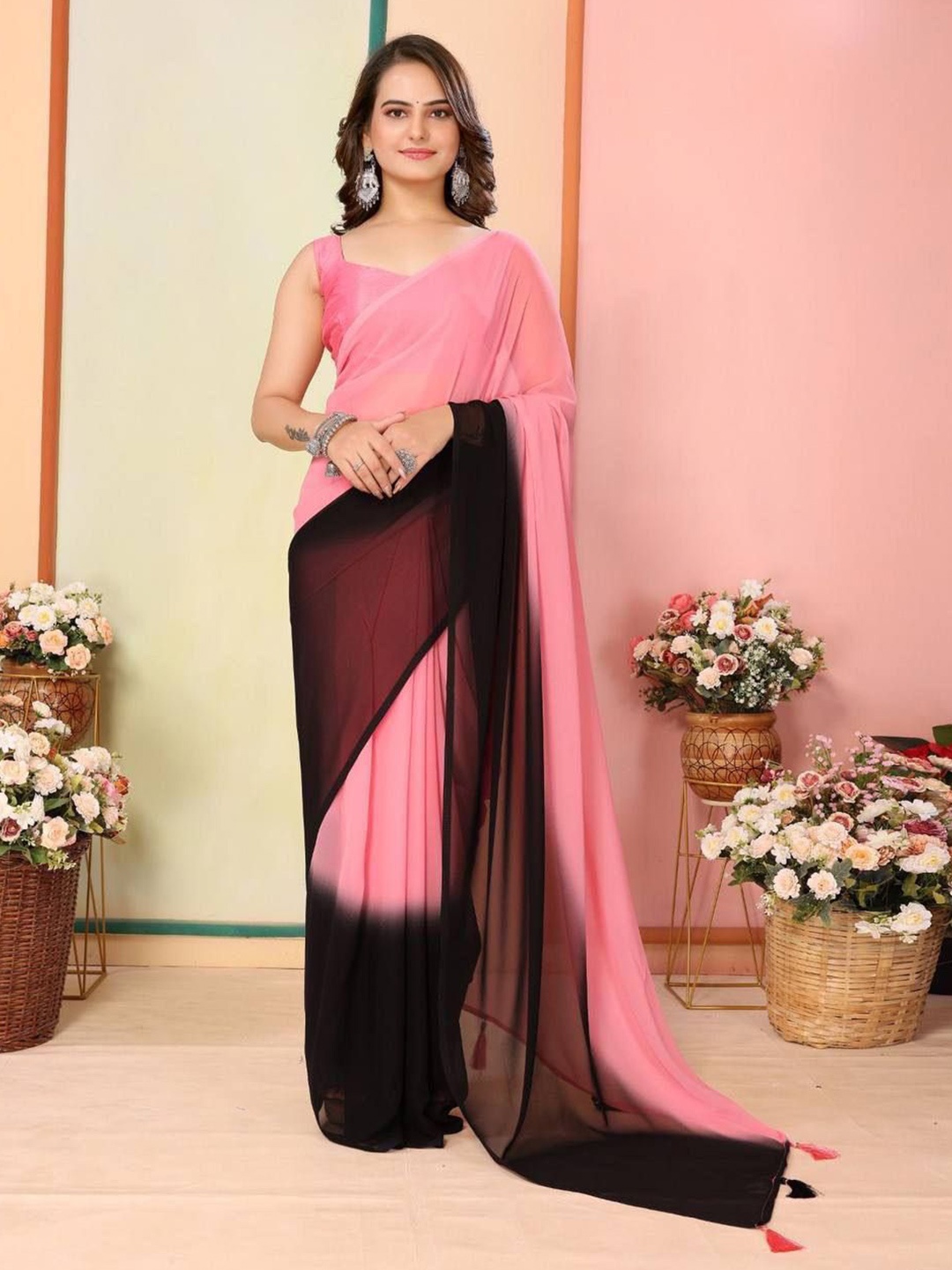 

Marziyaa Colourblocked Ready to Wear Saree, Pink