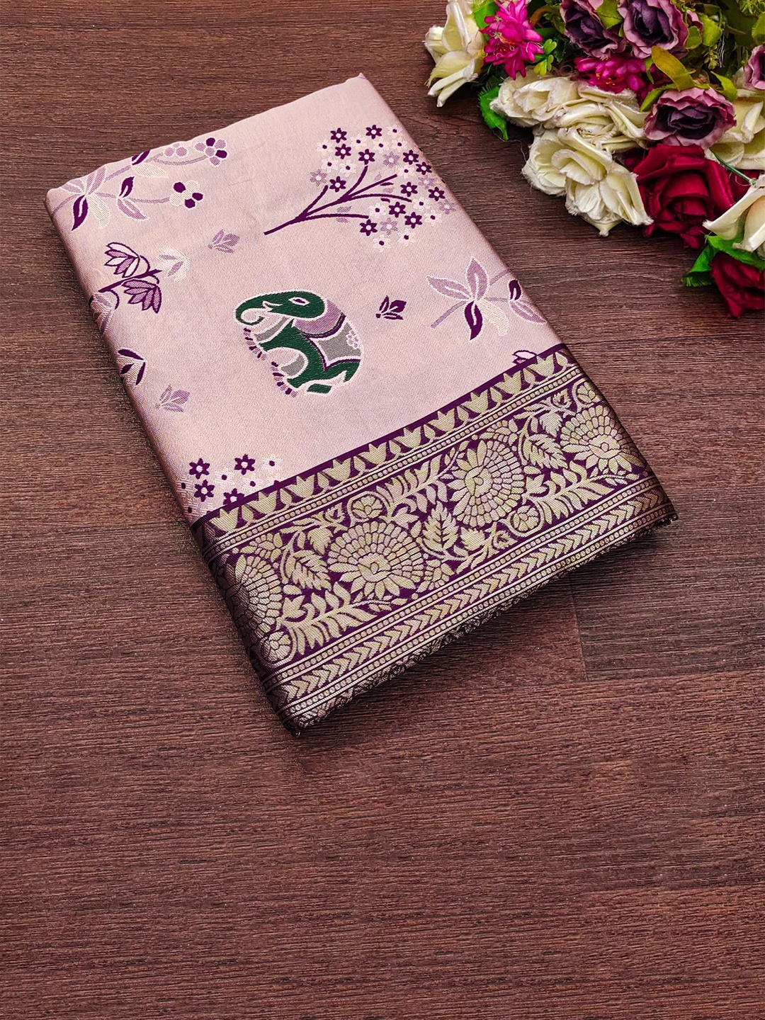 

Marziyaa Woven Design Zari Banarasi Saree, Peach