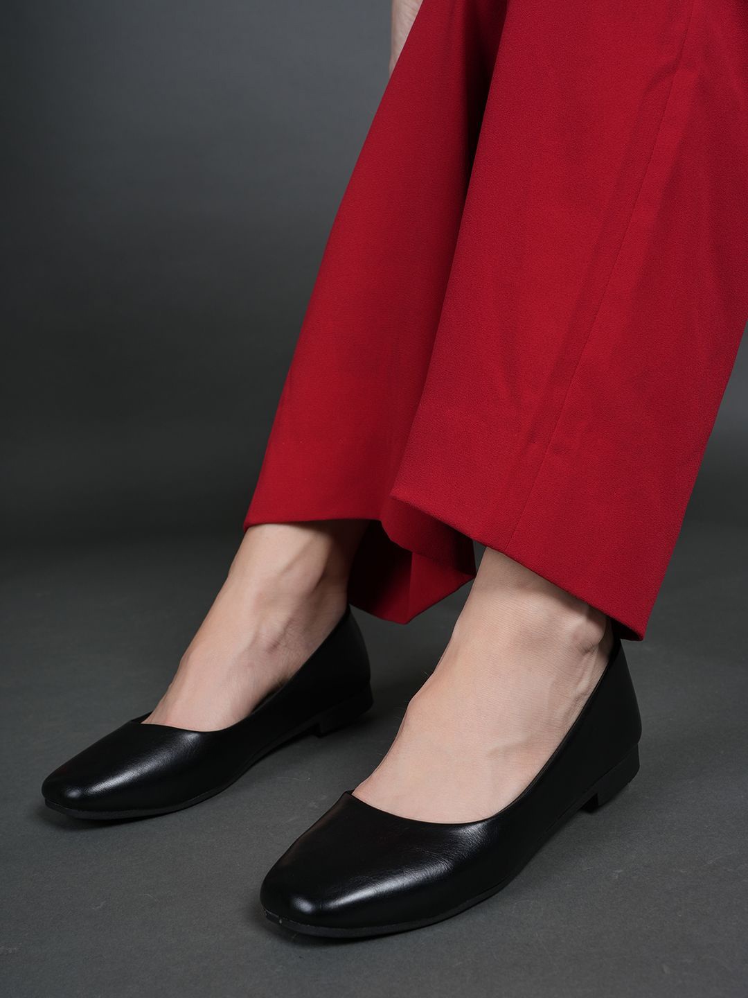 

DressBerry Women Ballerinas Flats, Black