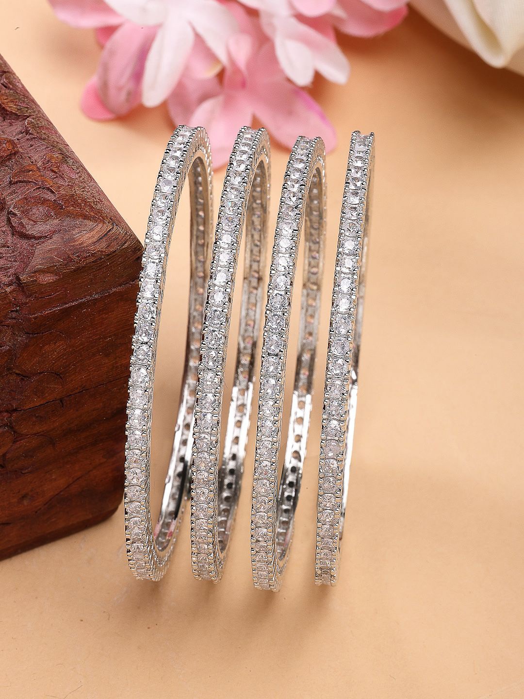

ZENEME Women Set Of 4 Rhodium-Plated Simple Multilayered Shimmer Bangles, Silver