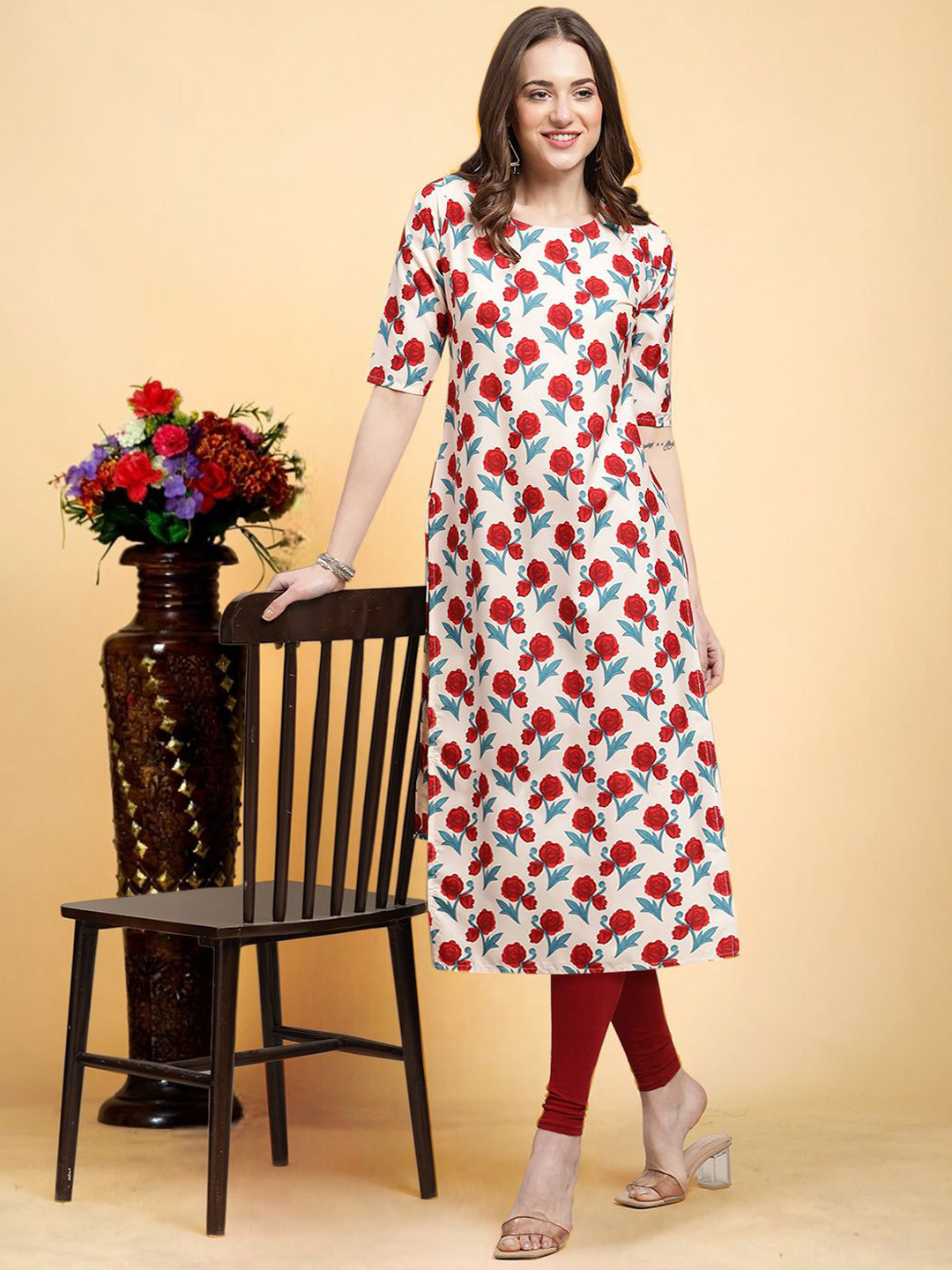 

7Threads Floral Printed Crepe Straight Kurta, Red
