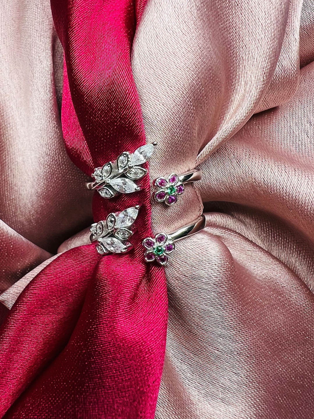 

Arte Jewels Set Of 2 Sterling Silver Stone Studded Toe Rings