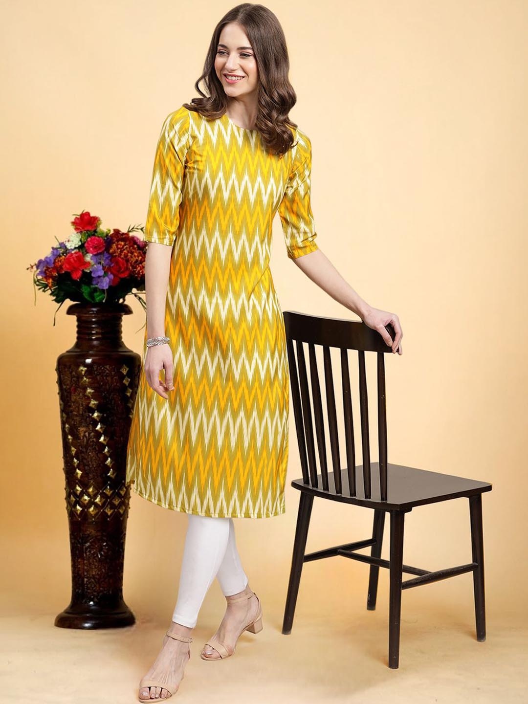 

7Threads Chevron Printed Crepe Straight Kurta, Yellow