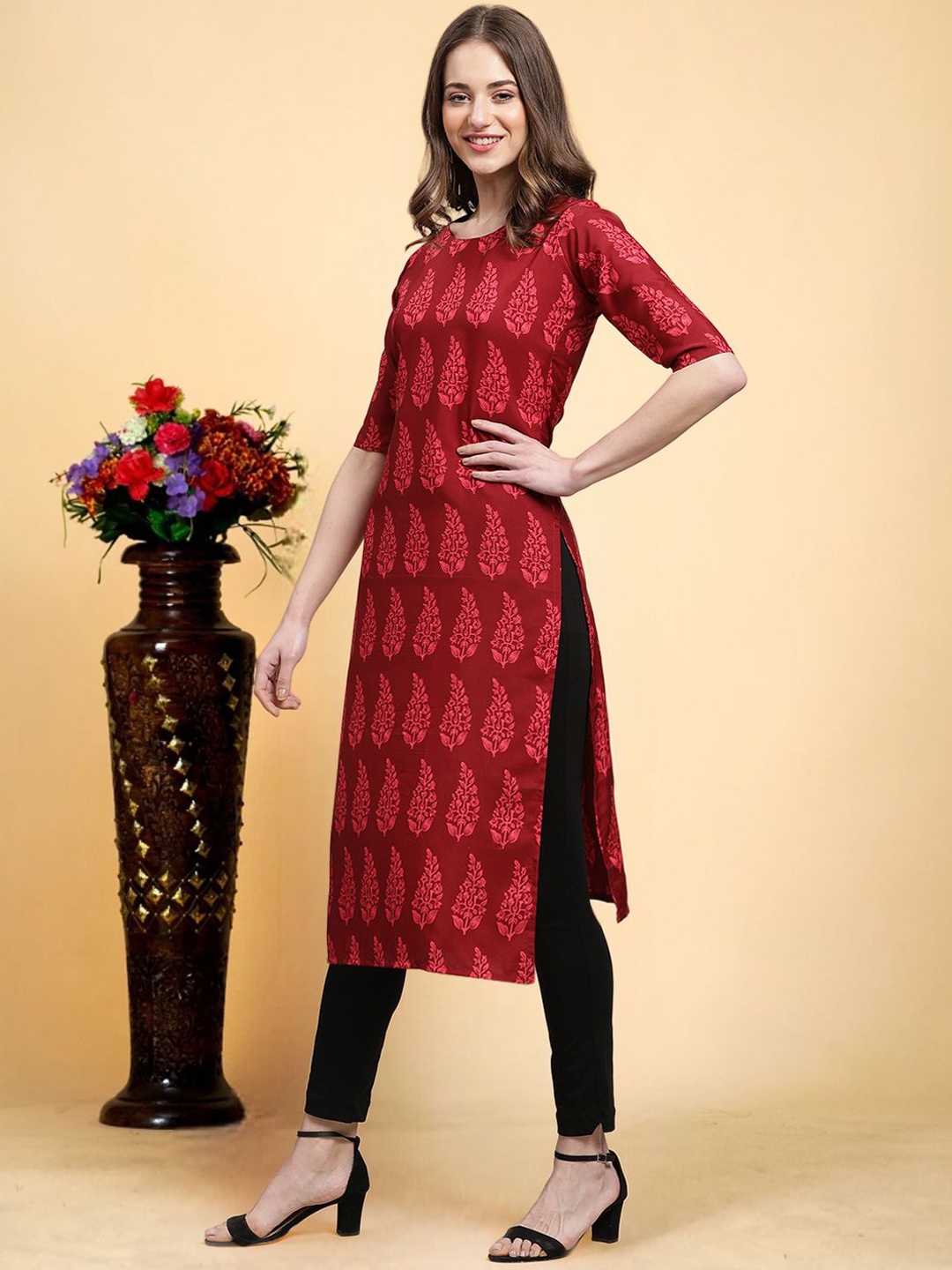 

7Threads Paisley Printed Crepe Straight Kurta, Red