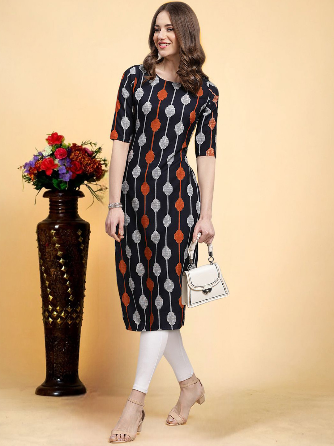 

7Threads Geometric Printed Crepe Straight Kurta, Black