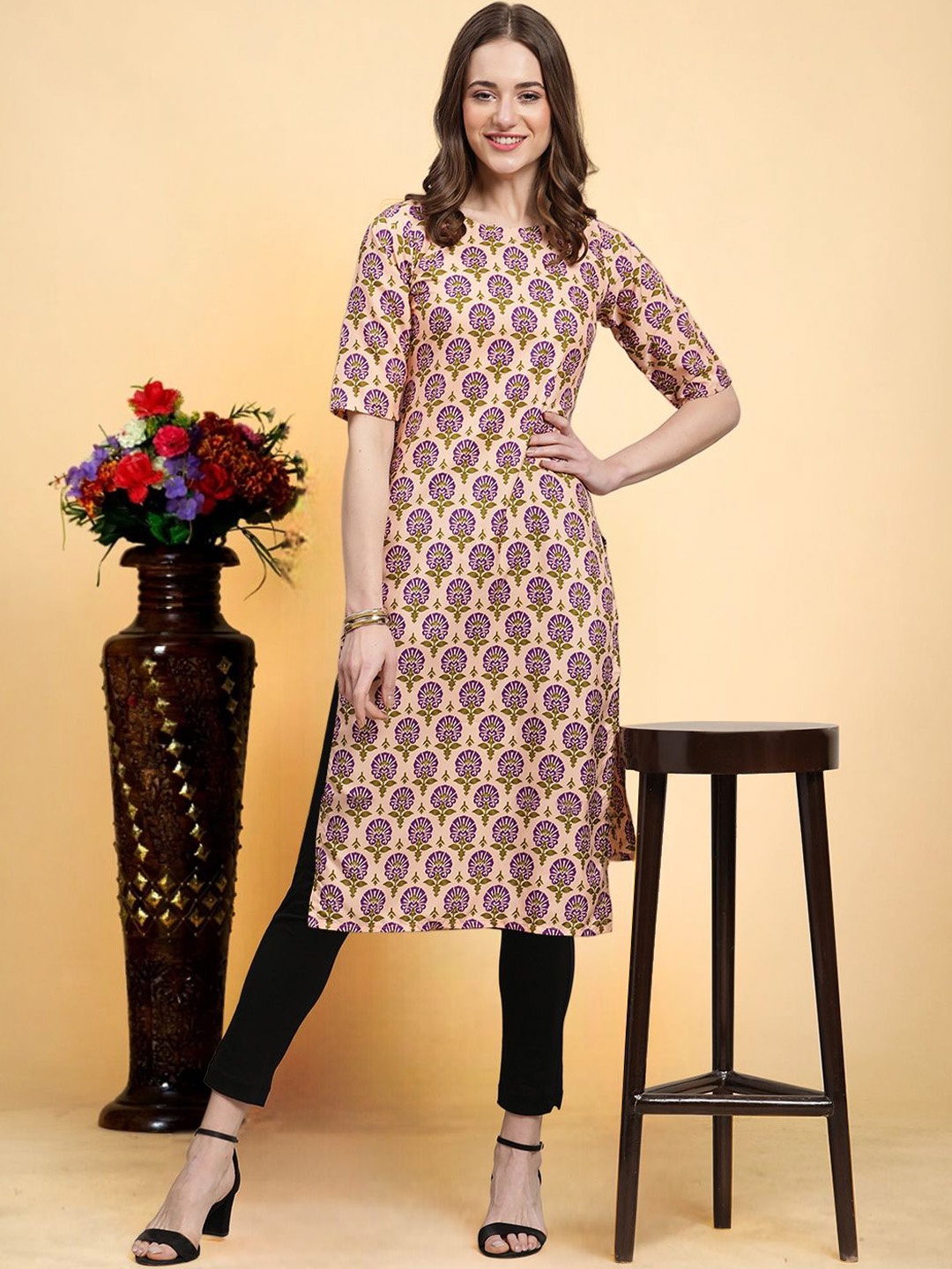

7Threads Ethnic Motifs Printed Crepe Straight Kurta, Beige