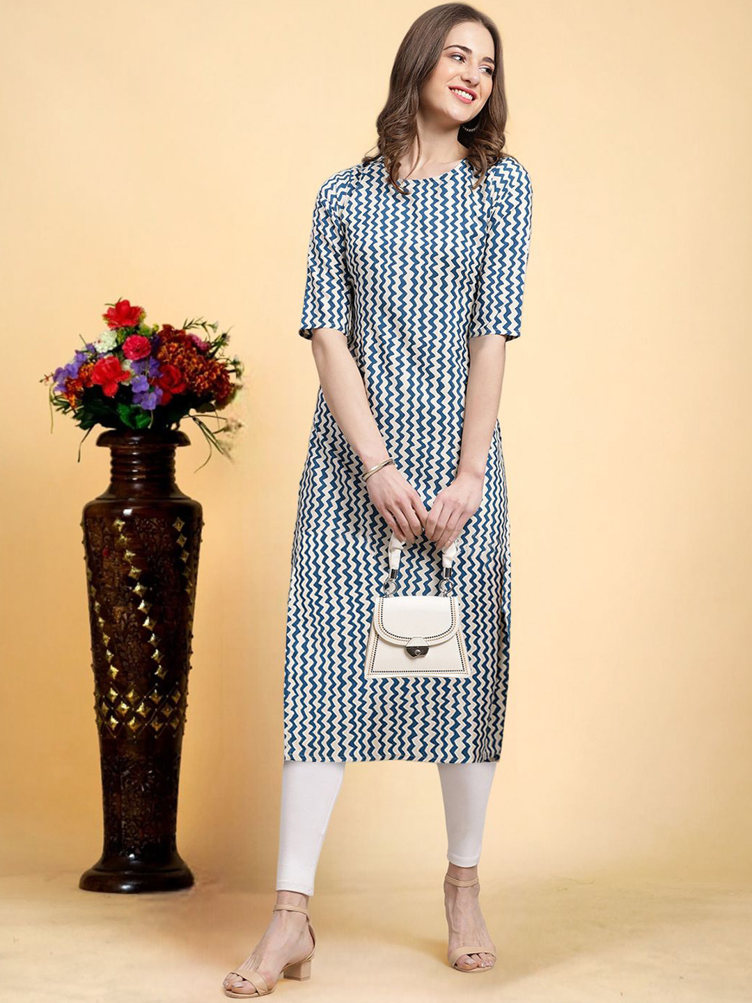 

7Threads Chevron Printed Crepe Straight Kurta, Blue