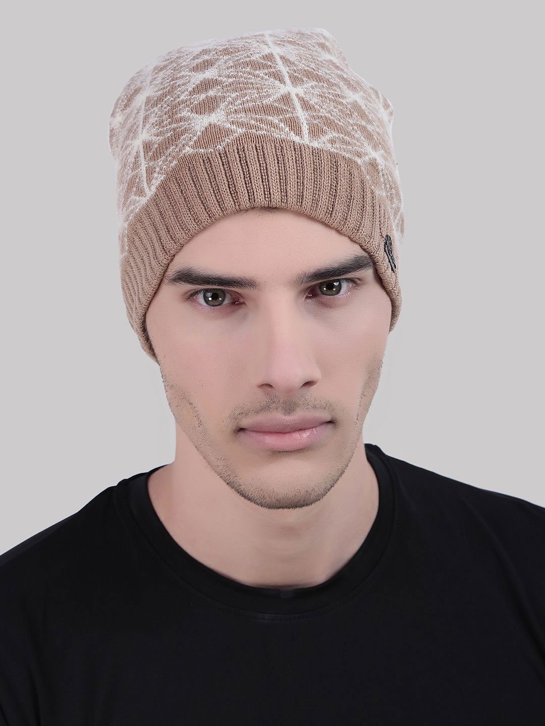 

WILD WEST Men Self Design Woollen Beanie, Cream