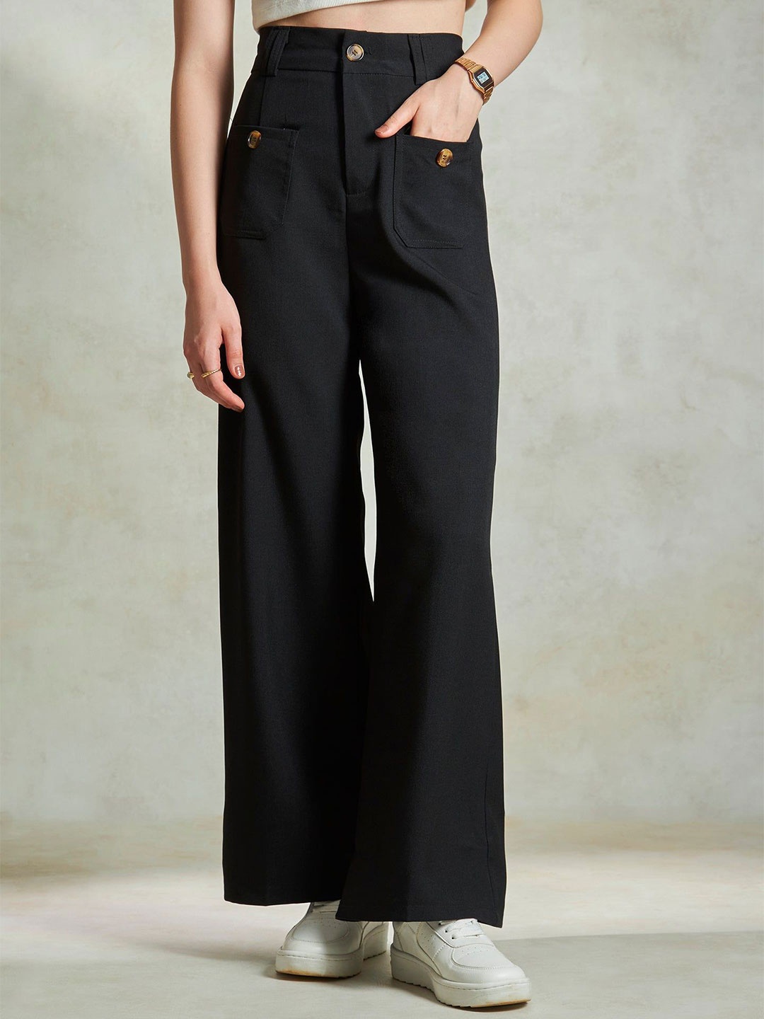 

Virgio Women Lucille Straight Fit Trousers, Black